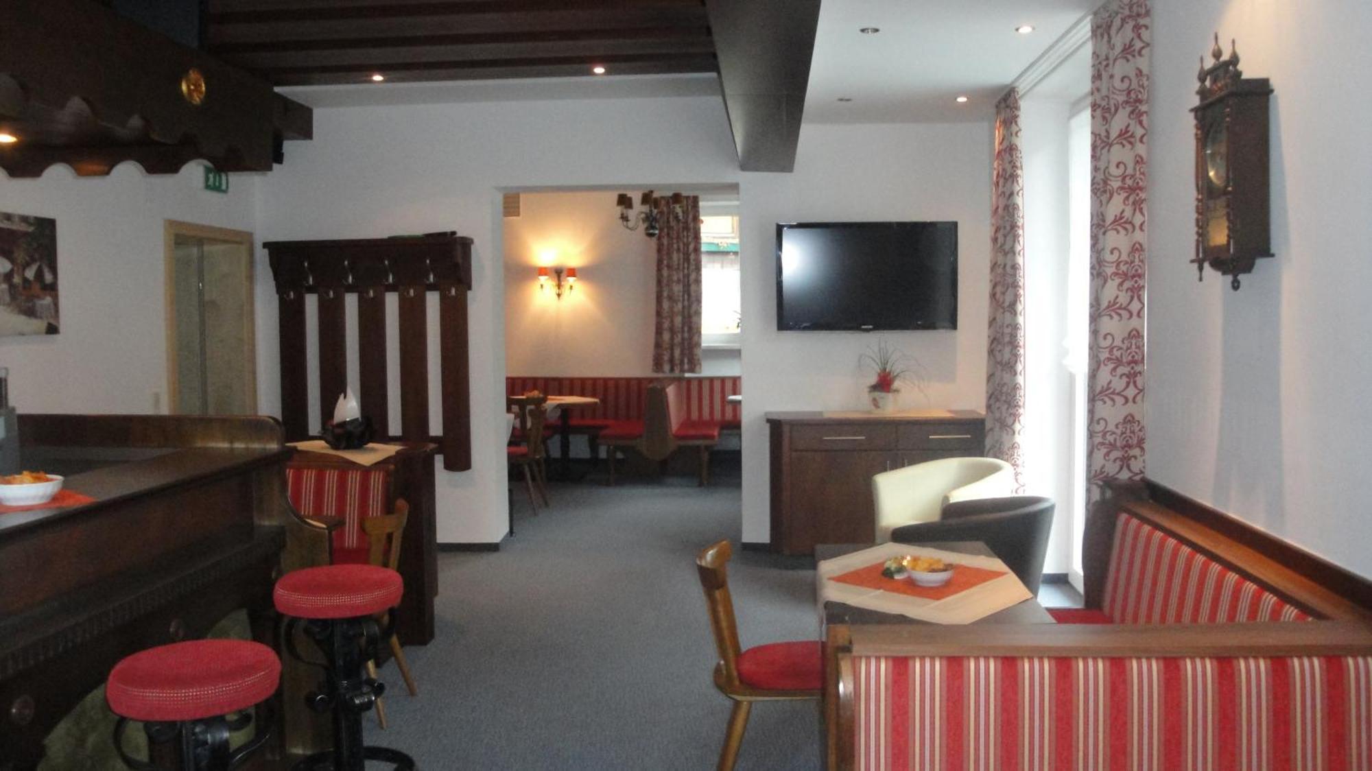 Pension Dorfplatzl Fusch an der Grossglocknerstrasse 외부 사진