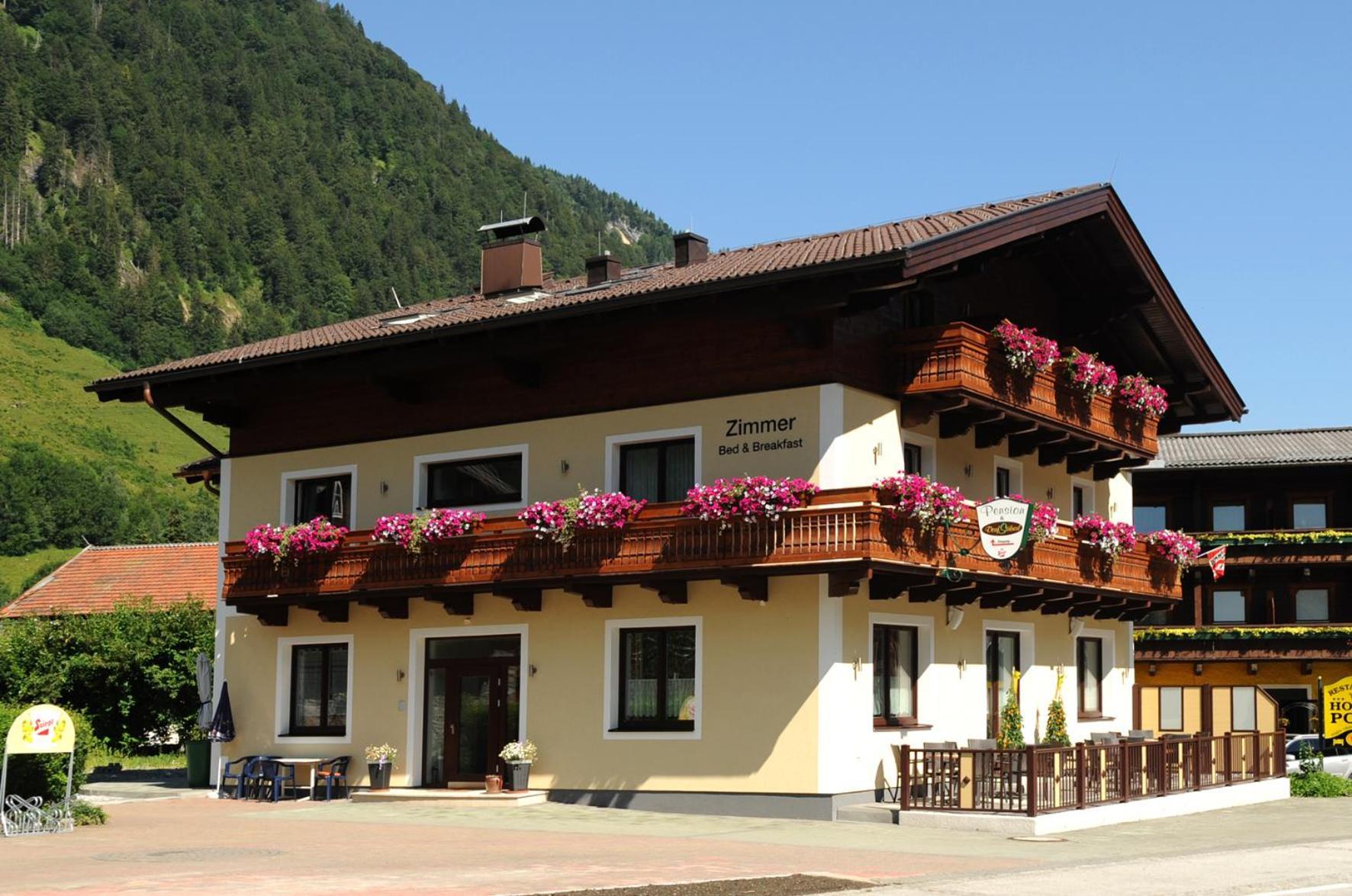 Pension Dorfplatzl Fusch an der Grossglocknerstrasse 외부 사진
